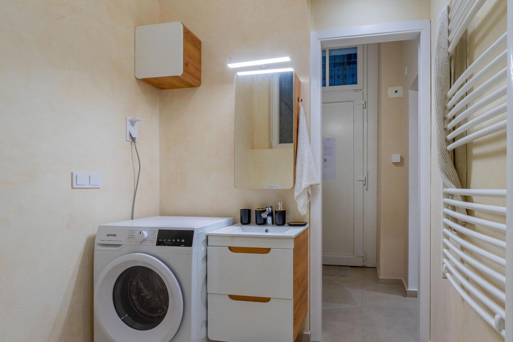 Full Equipment Designed Apartment In The Heart Of Budapest For 4 People Dış mekan fotoğraf